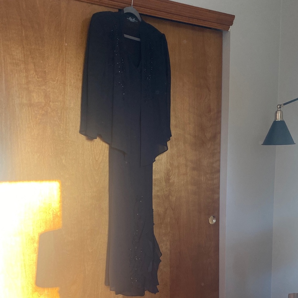 R & M Black Women's Pantsuit